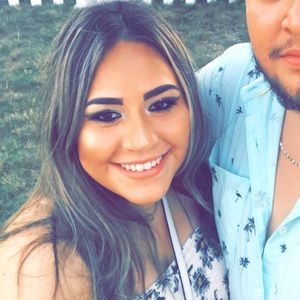 Meet your Posher, Fatima